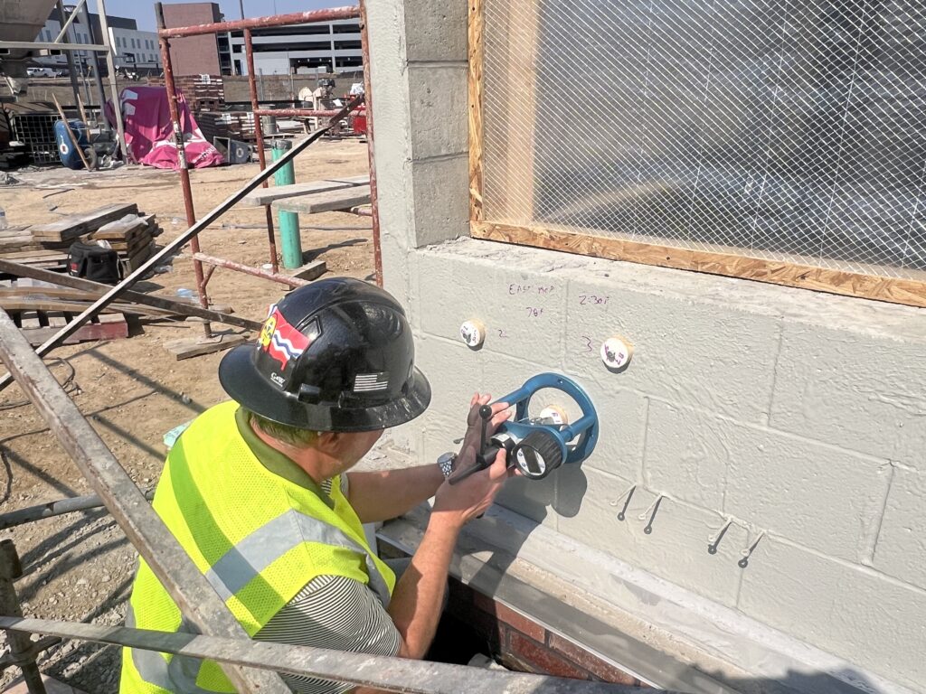 Adhesion test by G&W team member on site