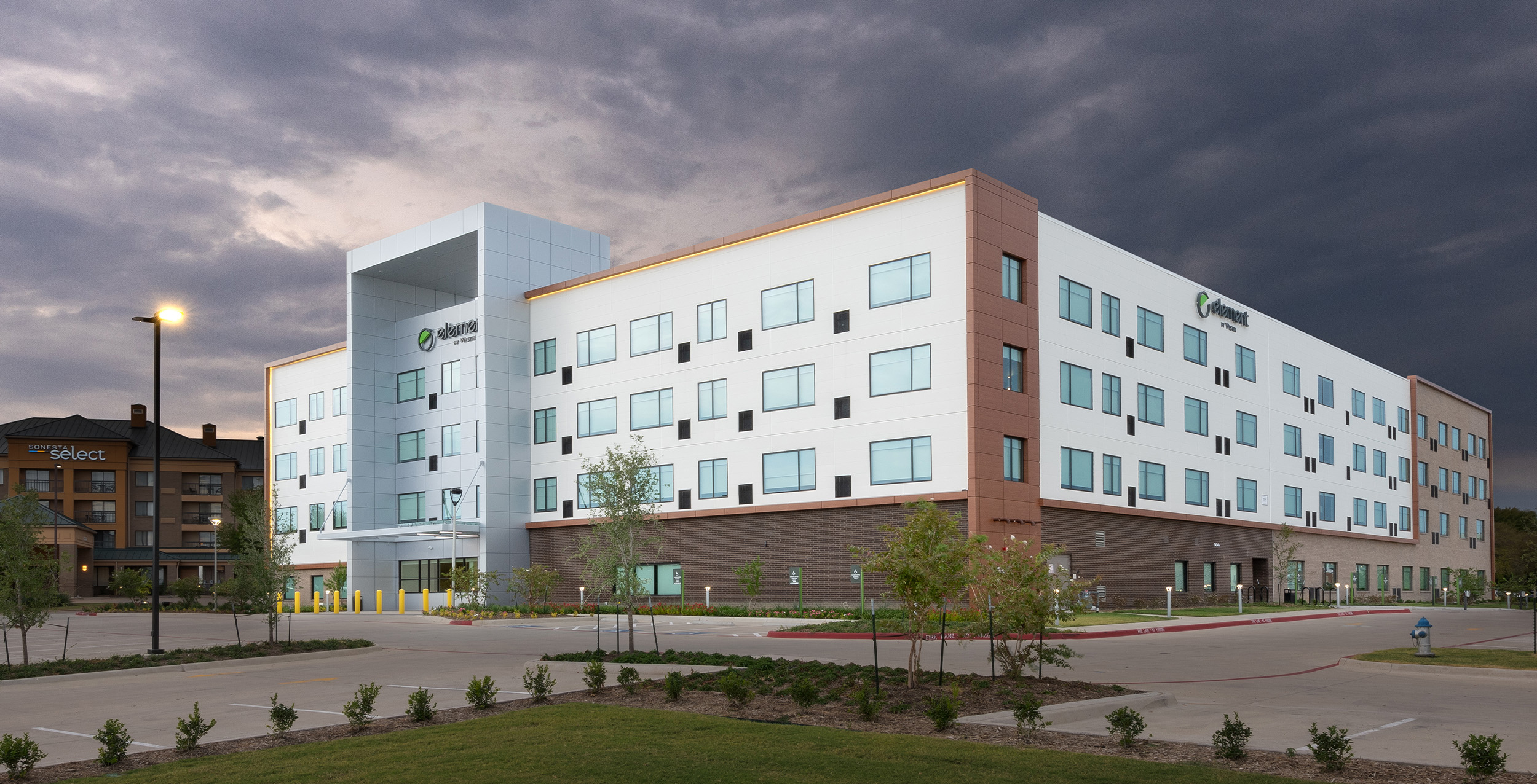 4 story hotel building