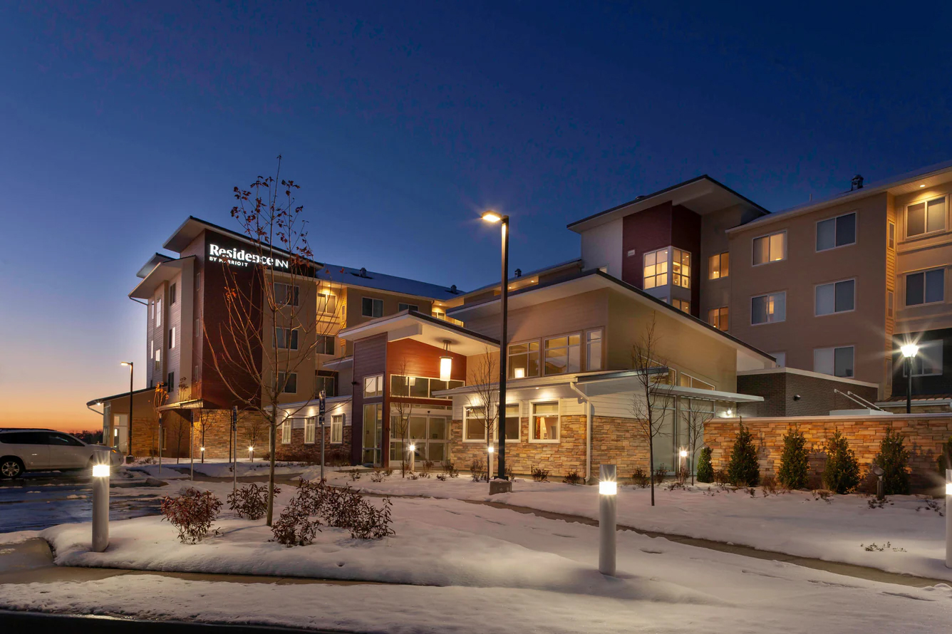 Nighttime view of Residence Inn at the Quarry in Des Peres, MO.