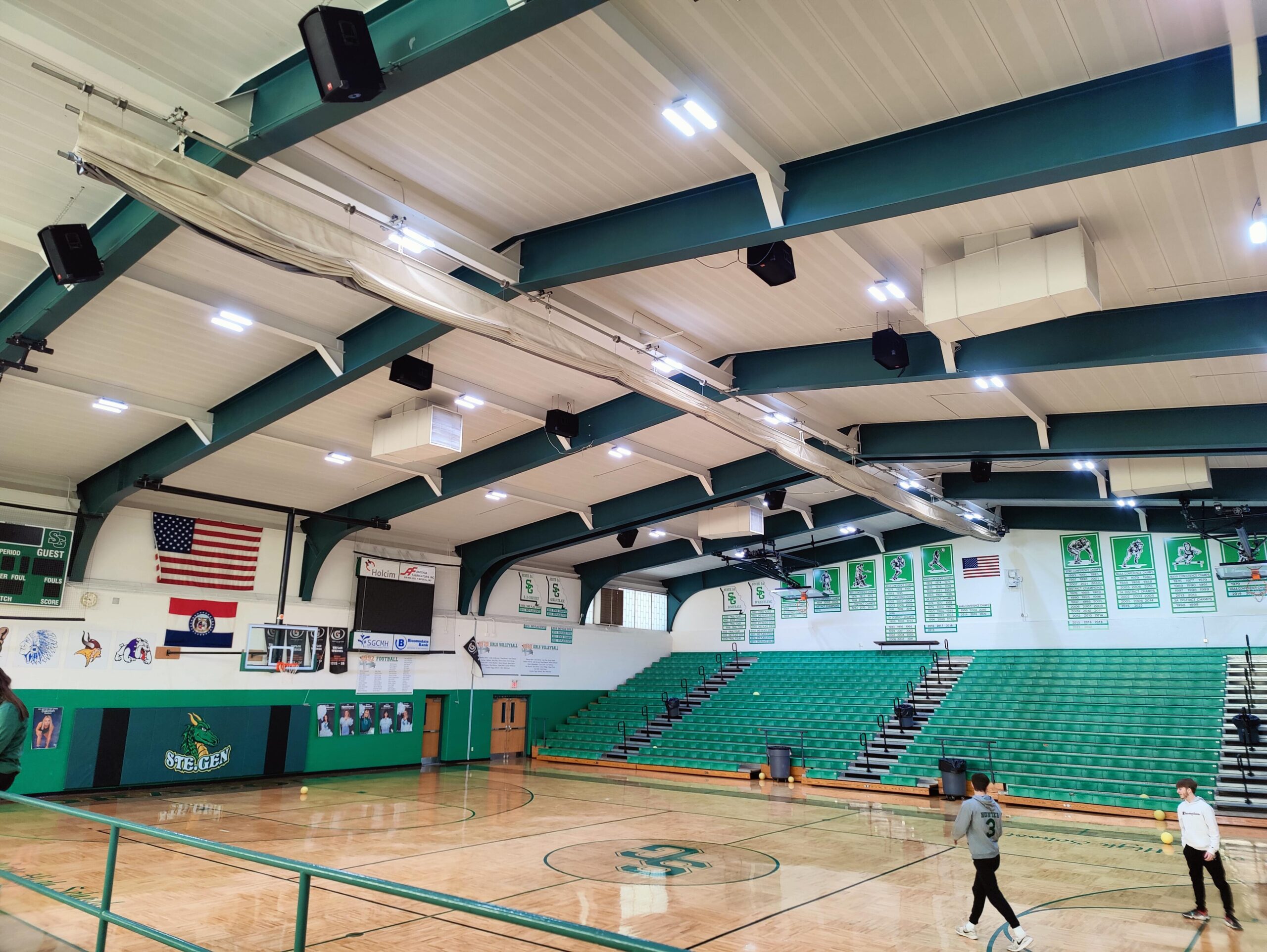 Updated gym floor and MEPFP units for Ste. Genevieve Highschool